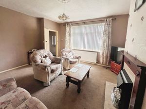 Lounge- click for photo gallery